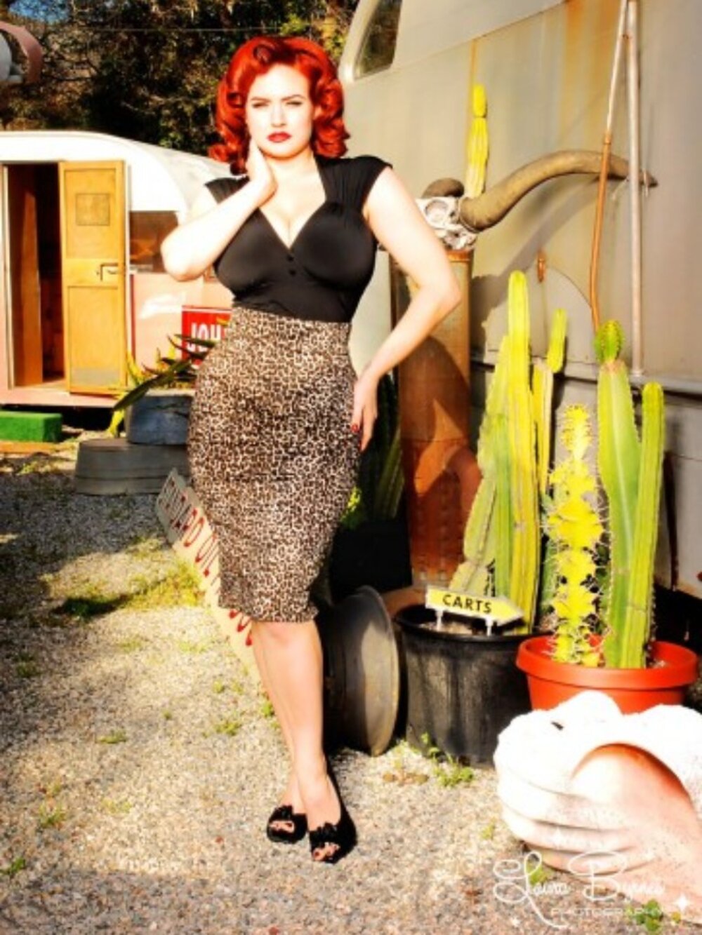 Pinup Couture Pencil Skirt in Leopard Print Size XL Retro